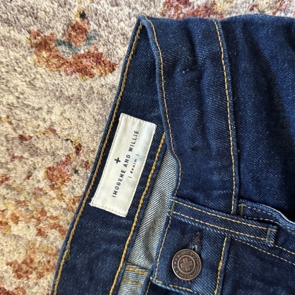 Imogene + Willie Josette Jeans - Picture 4 of 6